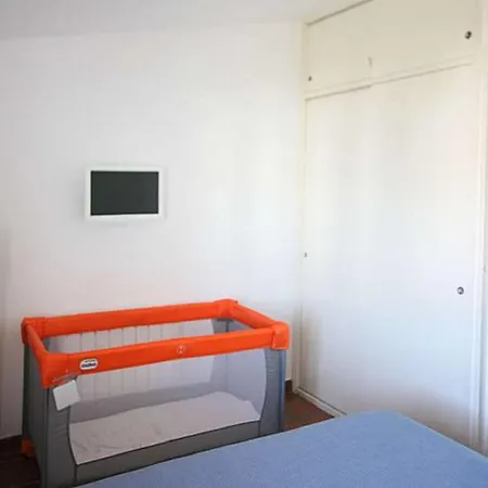 With Great Sea View And Community Swimming Pool And Private Parking01